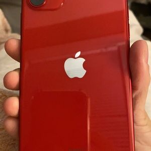 iPhone 11 red